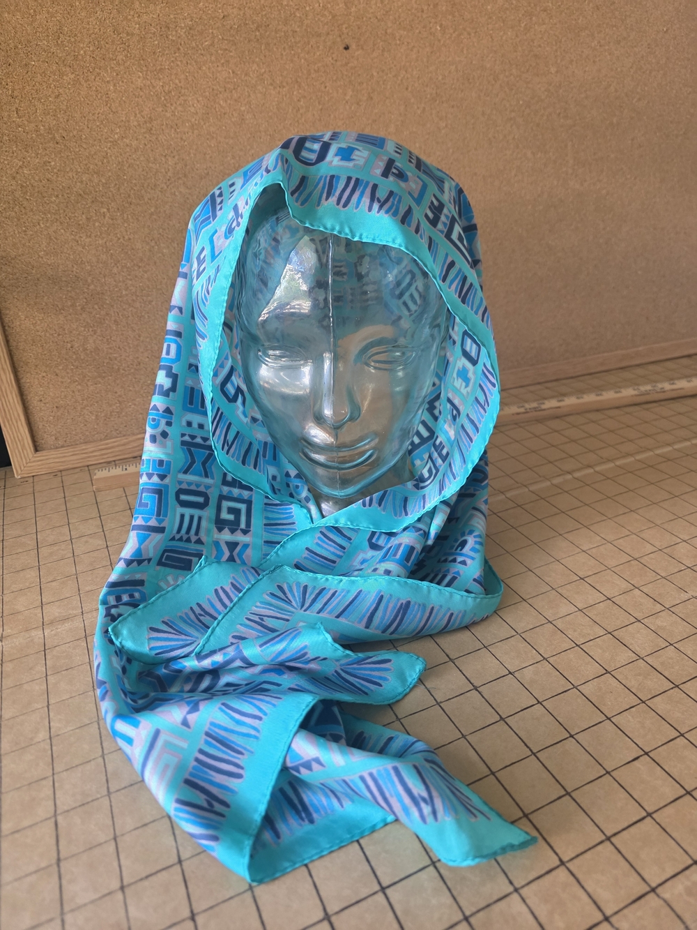 Chico’s Style Turquoise & Blue Geometric Print Oblong Scarf 15x45